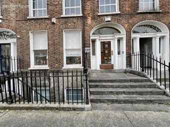 First Floor, 6 The Crescent, Limerick, Limerick City Centre, Co. Limerick - Image 2