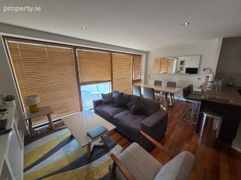 Apartment 60, Castle Way, Christchurch, Dublin 8 - Image 5