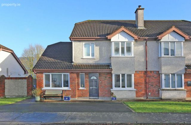 Hawthorns, Briarfield, Monaleen, Co. Limerick - Click to view photos