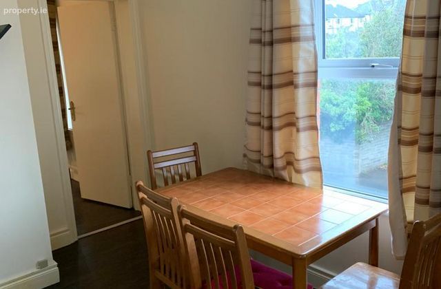 18 St Davids Terrace, Blackhorse Avenue, D07 X2F7, Dublin 7 - Click to view photos