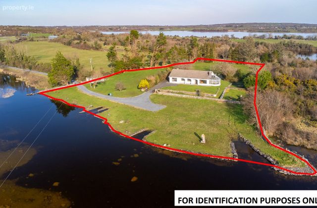 Castletown, Cross, Co. Mayo - Click to view photos