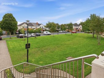 33 Rosedale Close, Castaheany, Clonee, Dublin 15 - Image 2