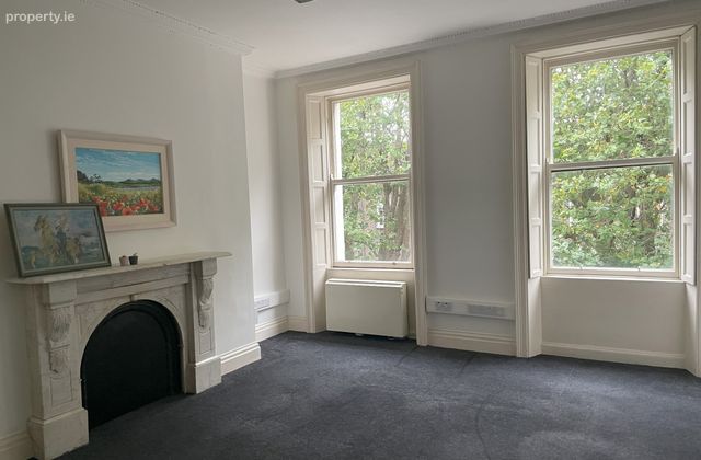 124 Baggot Street Lower, Dublin 2 - Click to view photos