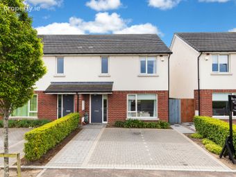 13 Dun Rioga Grove, Dunshaughlin, Co. Meath
