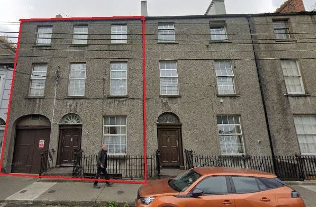 35 Seatown Place, Dundalk, Co. Louth - Click to view photos