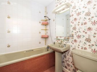 32 The Sycamores, Stradbrook Hill, Blackrock, Co Dublin, Blackrock, Co. Dublin - Image 5