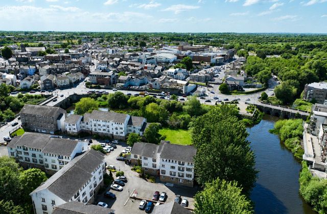 34 Rivermill View, Navan, Co. Meath - Click to view photos