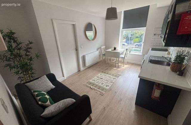 Flat 6, 11 Frankfort Avenue, Rathgar, Dublin 6 - Click to view photos