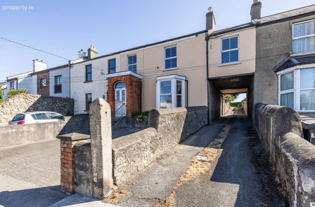 Roseville, 4 Roseville Terrace, Dundrum Road, Dundrum, Dublin 14 - Click to view photos