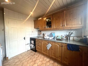Montrose Avenue, Dublin 5 (House Share - Double Room to Rent), Dublin 5 - Image 5