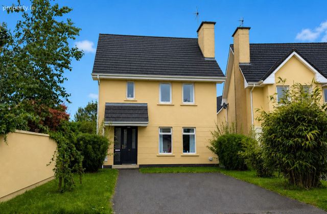 14 Westway, Grange Manor, Ballincollig, Co. Cork - Click to view photos