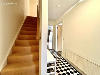 76 Grianan Fidh, Aiken\'s Village, Sandyford, Dublin 18 - Image 2
