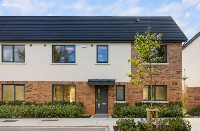 The Kingfisher, 3 Bed House, Lucan, Co. Dublin - Click to view photos