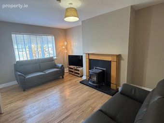 24 Hunters Avenue, Castlegrange, Waterford City Centre, Co. Waterford - Image 2