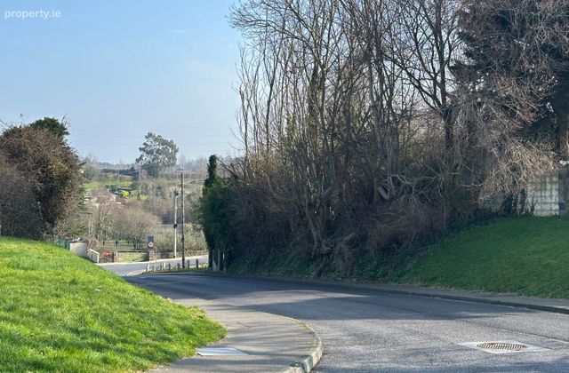 Site At O'neill's Park, Newtownmountkennedy, Newtownmountkennedy, Co. Wicklow - Click to view photos