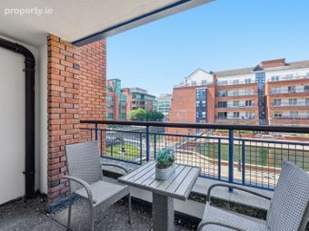 300 The Argyle, Custom House Harbour Apartments, IFSC, Dublin 1 - Image 5