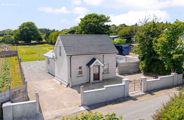 Sunnyside, Barmoney, Ballyhogue, Galbally, Co. Wexford - Click to view photos