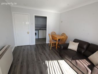 Apartment, Hook Head, Custom House Harbour, IFSC, Dublin 1 - Image 4