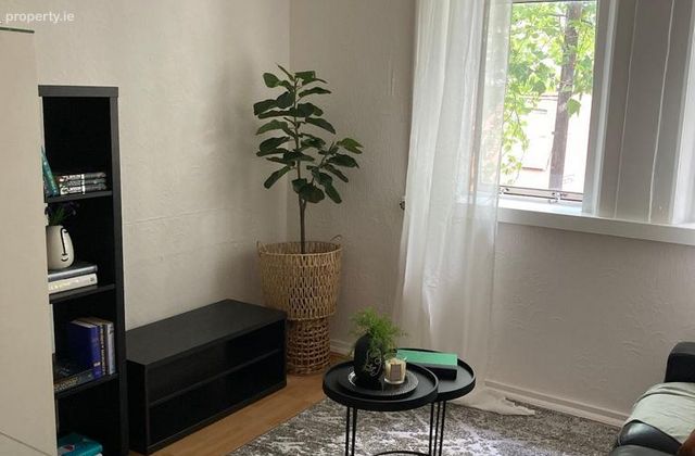 Apartment 33, Rialto Court, Rialto, Dublin 8 - Click to view photos