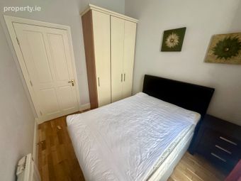 38 Amiens Street, Dublin 1 - Image 4