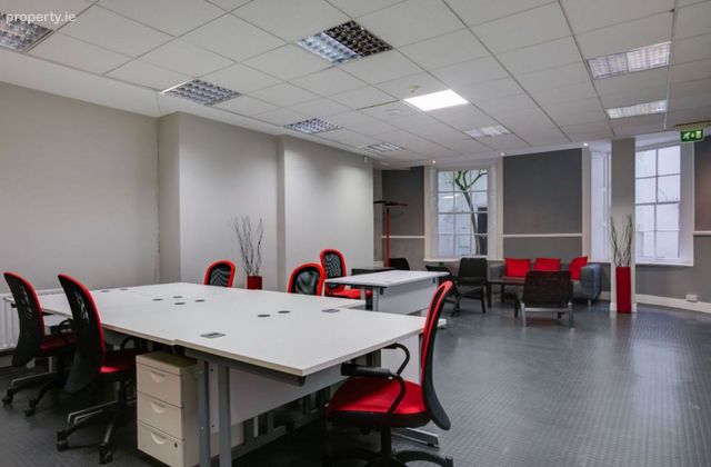 Merrion Square South, Dublin 2 - Click to view photos