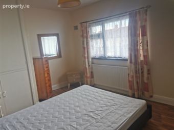 69 Oakland Park, Dundalk, Co. Louth - Image 5