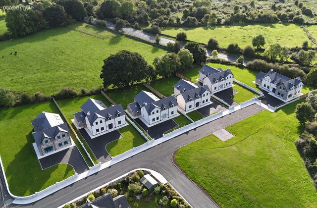 Harbour Court, Lecarrow, Athlone, Co. Westmeath, Lecarrow, Co. Roscommon - Click to view photos