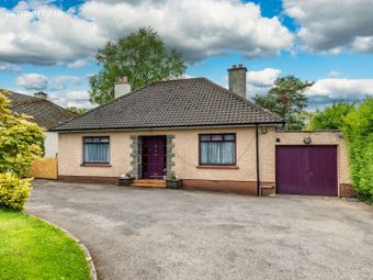 Tullyhaw, Kilcullen Road, Naas, Co. Kildare