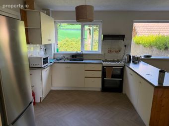 Ashgrove Close, Carrigaline, Cork, Carrigaline, Co. Cork - Image 2