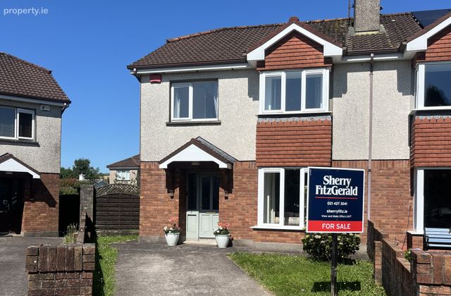 9 The Green, Coolroe Meadows, Ballincollig, Co Cork, Ballincollig, Co. Cork - Click to view photos