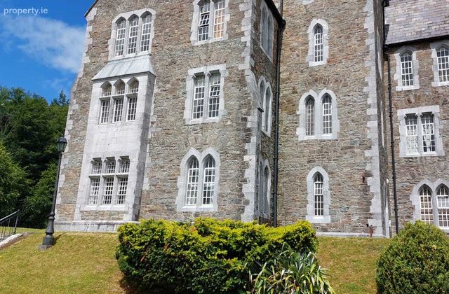 Apartment 202, Atkins Hall, Cork City Centre, Co. Cork - Click to view photos