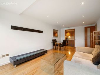 Apartment 7, Turnstone, Thornwood, Booterstown Avenue, Booterstown, Booterstown, Co. Dublin - Image 3