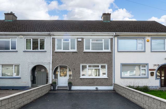 12 Saint Peter's Road, Dublin 12, Walkinstown, Dublin 12 - Click to view photos