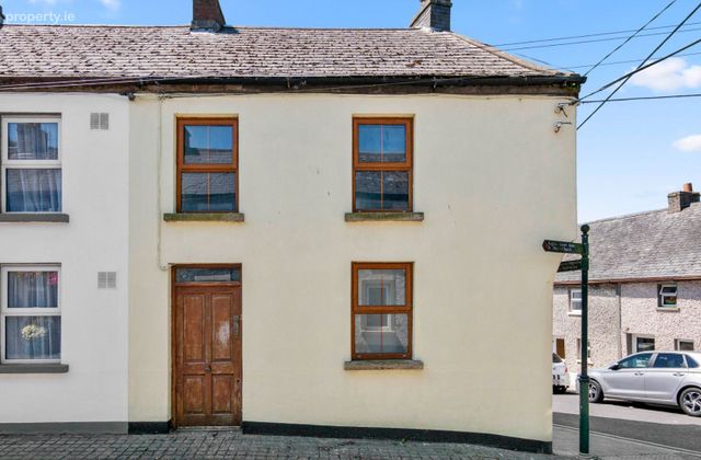 9 Church Lane, New Ross, New Ross, Co. Wexford - Click to view photos