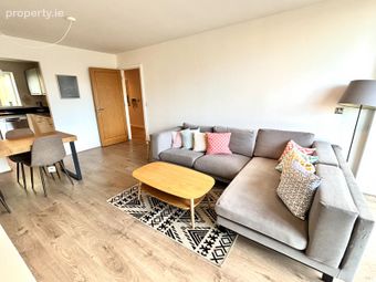 Apartment 8, The Camden, The Gasworks, Grand Canal Dock, Dublin 4 - Image 4