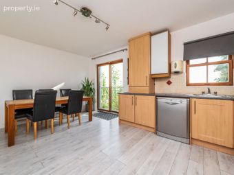 14 Academy Court, Kildare, Co. Kildare - Image 2