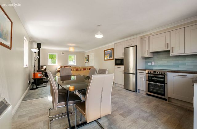 103 Riverchapel View, Riverchapel, Riverchapel, Co. Wexford - Click to view photos