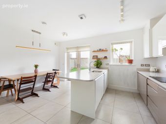 16 Shackleton Way, Lucan, Co. Dublin, Lucan, Co. Dublin - Image 5