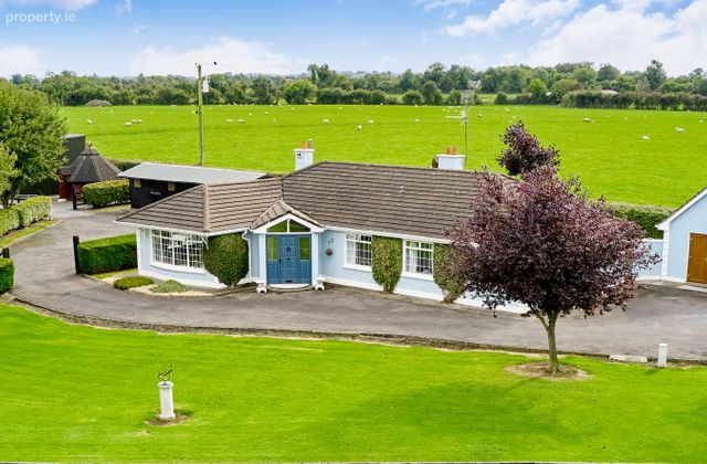 Kilmagorroge, Tirmohan, Donadea, Co. Kildare - Click to view photos