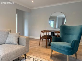 4 Lansdowne Village, Dublin 4, Sandymount, Dublin 4 - Image 2