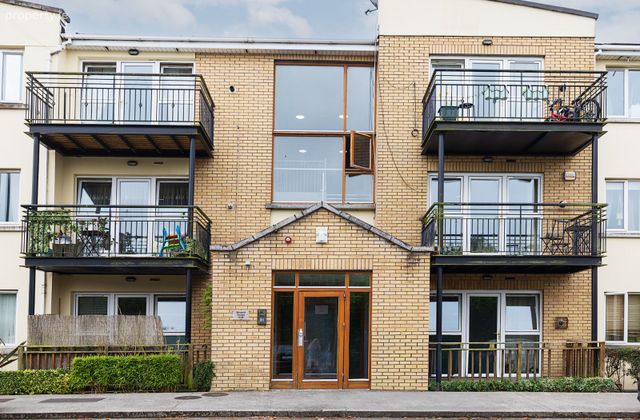 Apartment 32, Windmill Terrace, Porterstown, Dublin 15 - Click to view photos