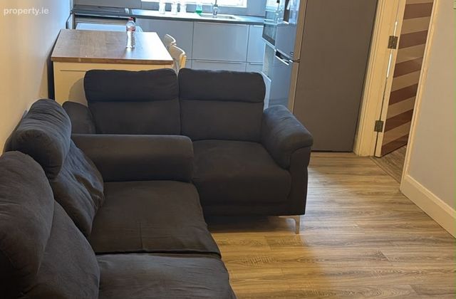 Apartment ,tucker Street, Castlebar, Co. Mayo - Click to view photos
