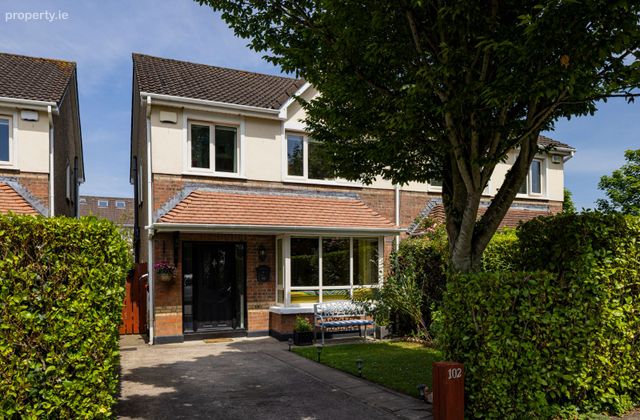 102 Ridgewood Green, Ridgewood, Swords, Co. Dublin - Click to view photos