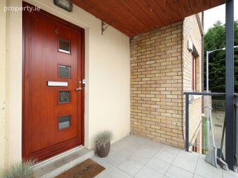 4 Belarmine Place, Stepaside, Dublin 18 - Image 3