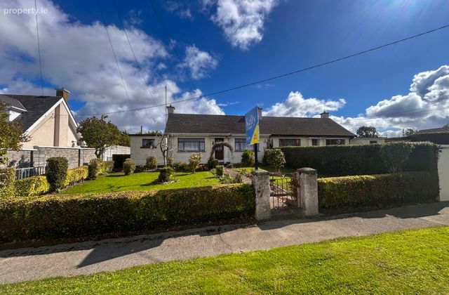 10 Ballynakelly Cottages, Ballynakelly, Newcastle, Co. Dublin, Newcastle, Co. Dublin - Click to view photos