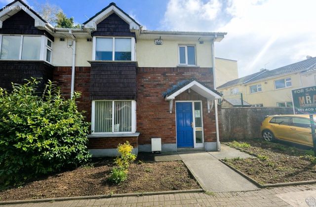 12 Saint James Mews, Saint Alphonsus Street, South Circular Road, Co. Limerick - Click to view photos