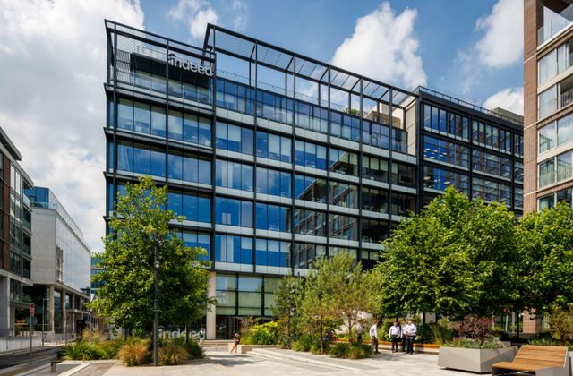 100 Capital Dock, Sir John Rogerson's Quay, Dublin 2 - Click to view photos
