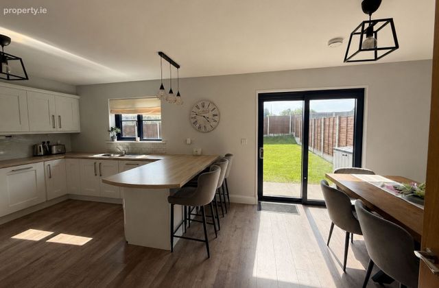 16 The Meadows, Barraduff, Killarney, Co. Kerry - Click to view photos