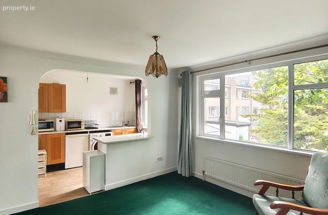 Abbey View, Monkstown, Kill O' The Grange, Co. Dublin - Click to view photos