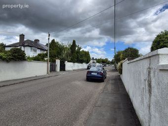 Ardnalee, 24 Tramore Lawn, Cork City Centre, Co. Cork - Image 4